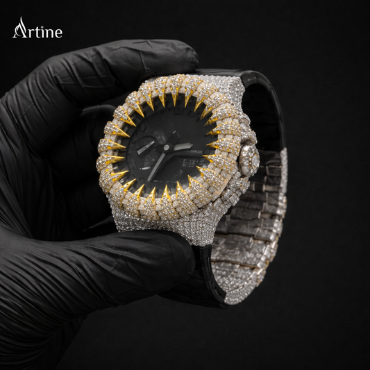Golden Fang Royale – Iced Spike Bezel Diamond-Style Luxury Watch