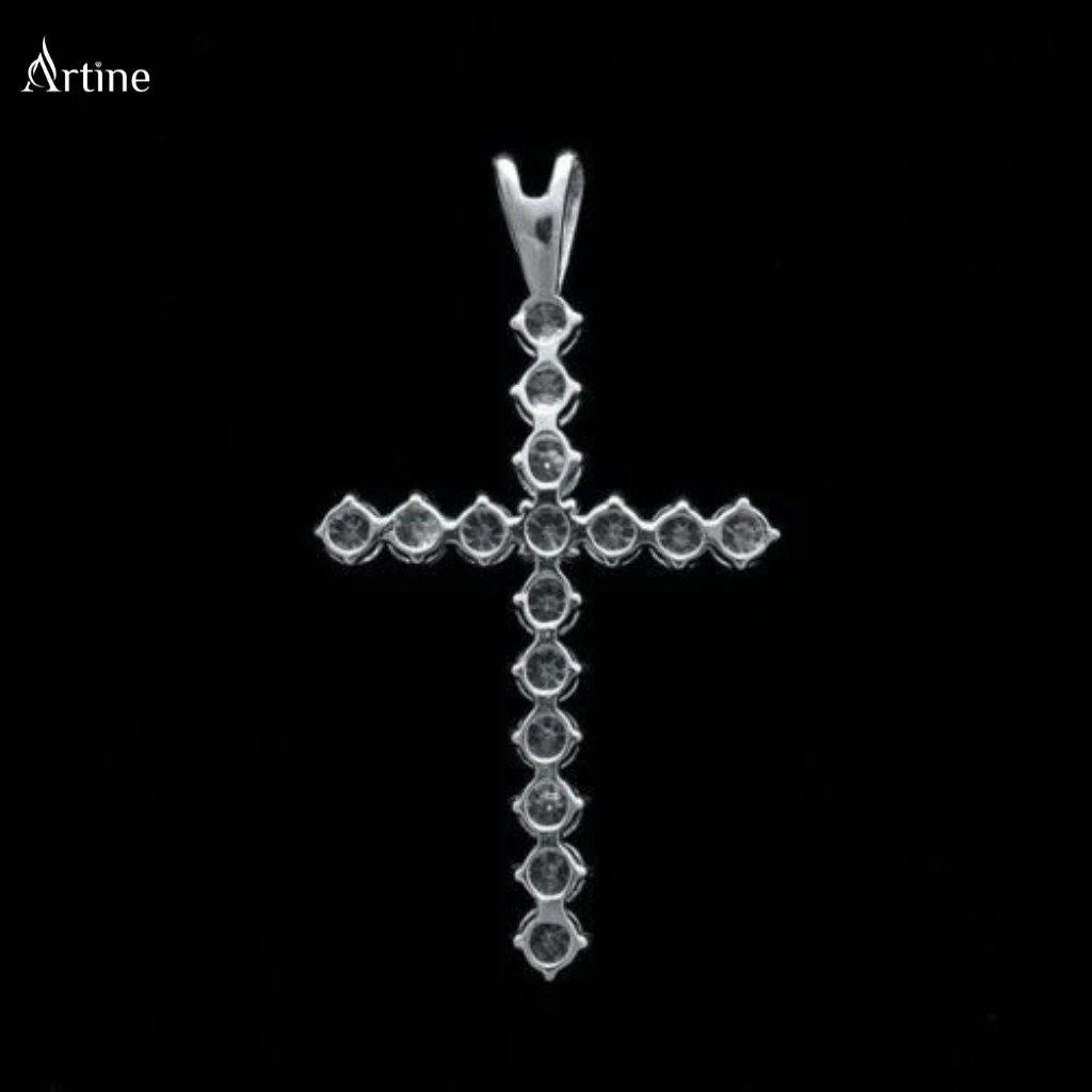 Classic Iced Cross Pendant – Moissanite Diamond-Look Charm