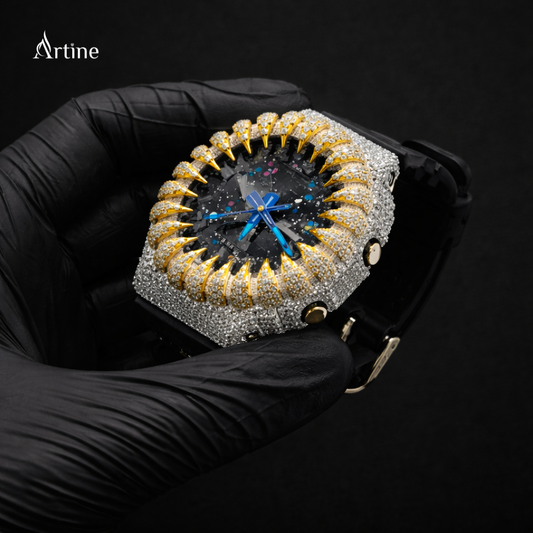 Iced Fang Bezel Diamond Watch – Gold & Black Luxury Edition