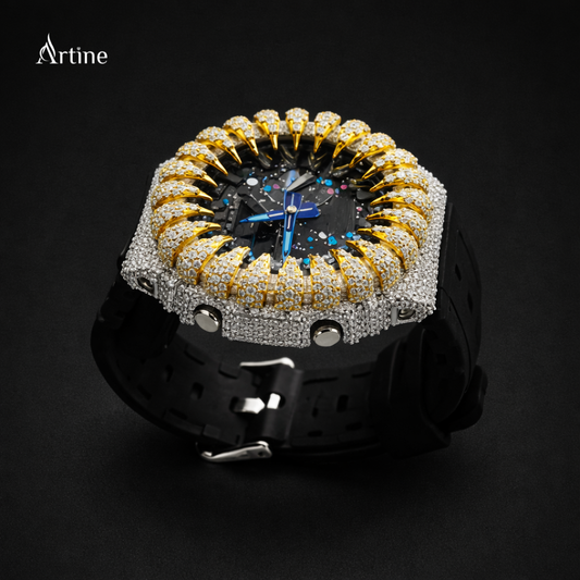 Iced Fang Bezel Diamond Watch – Gold & Black Luxury Edition