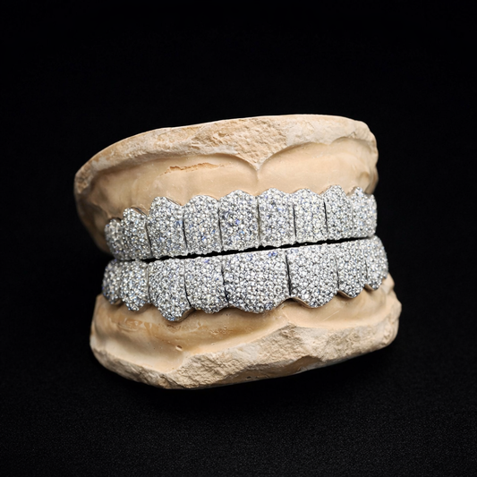 Fully Iced VVS Diamond Grillz Set – Luxury Hip Hop Teeth Jewelry