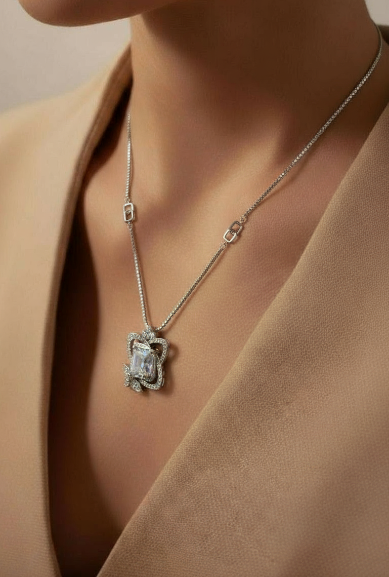 Flower with cushion Diamond Pendant