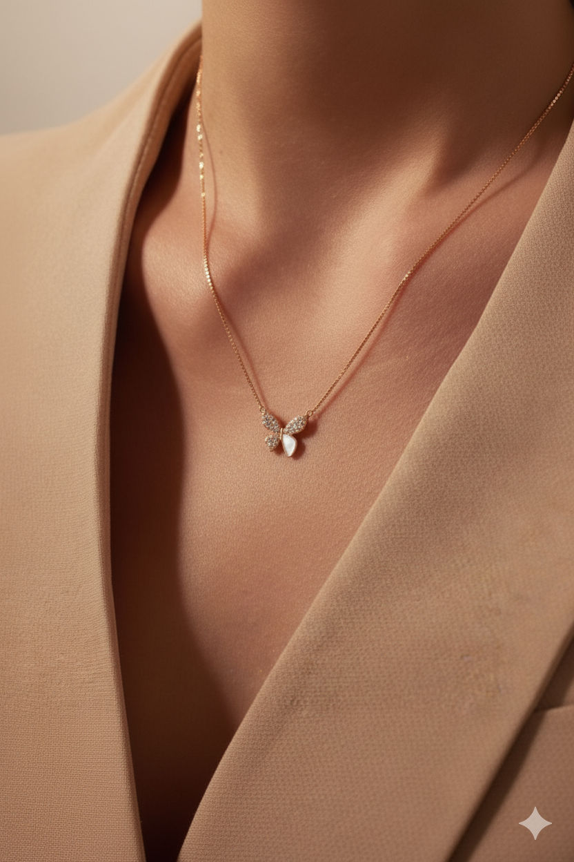 Lightweight Elegant Chain & Pendant