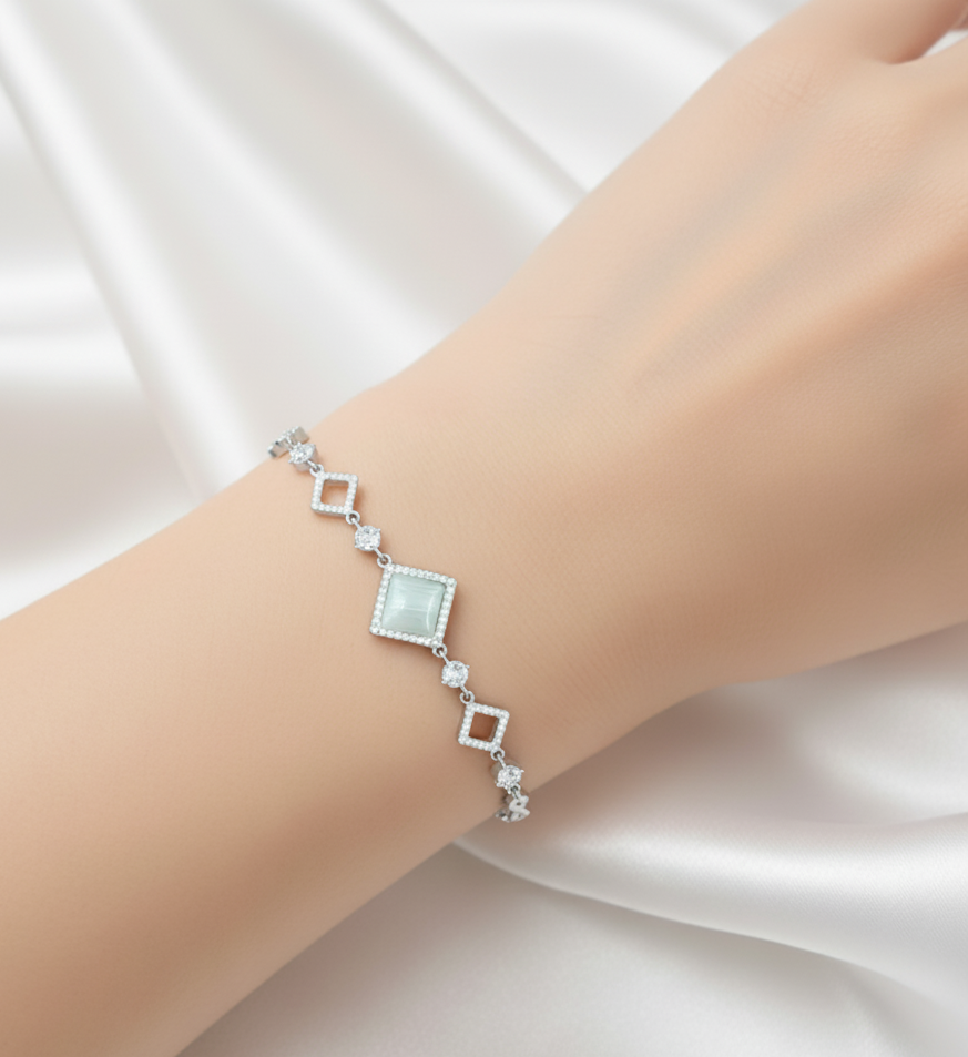 Silver classical Bracelet