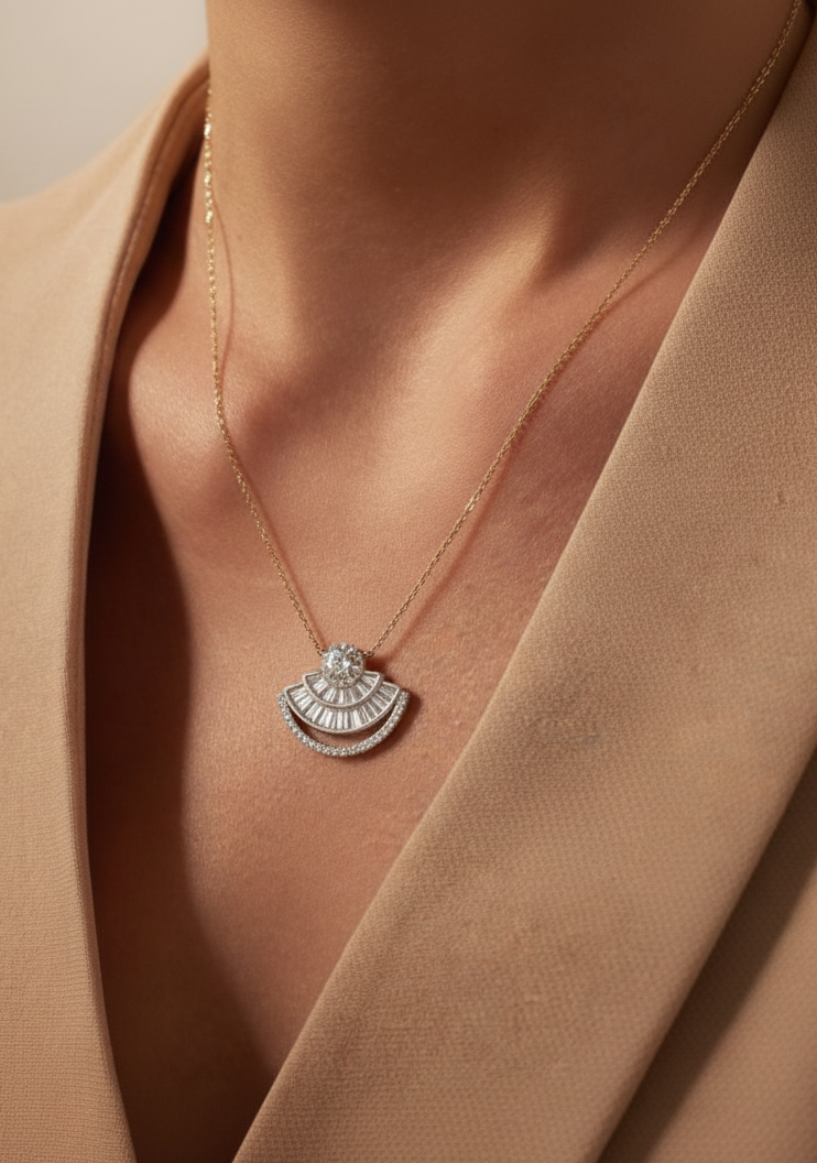 Fan Round Diamond Pendant