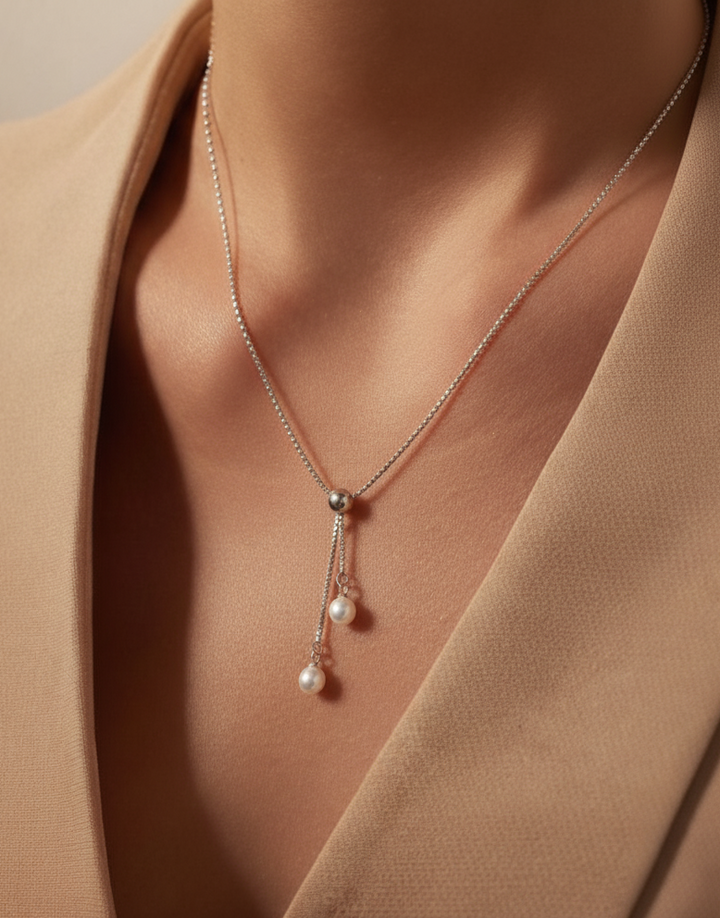 White Two Pearl Silver chain & pendant