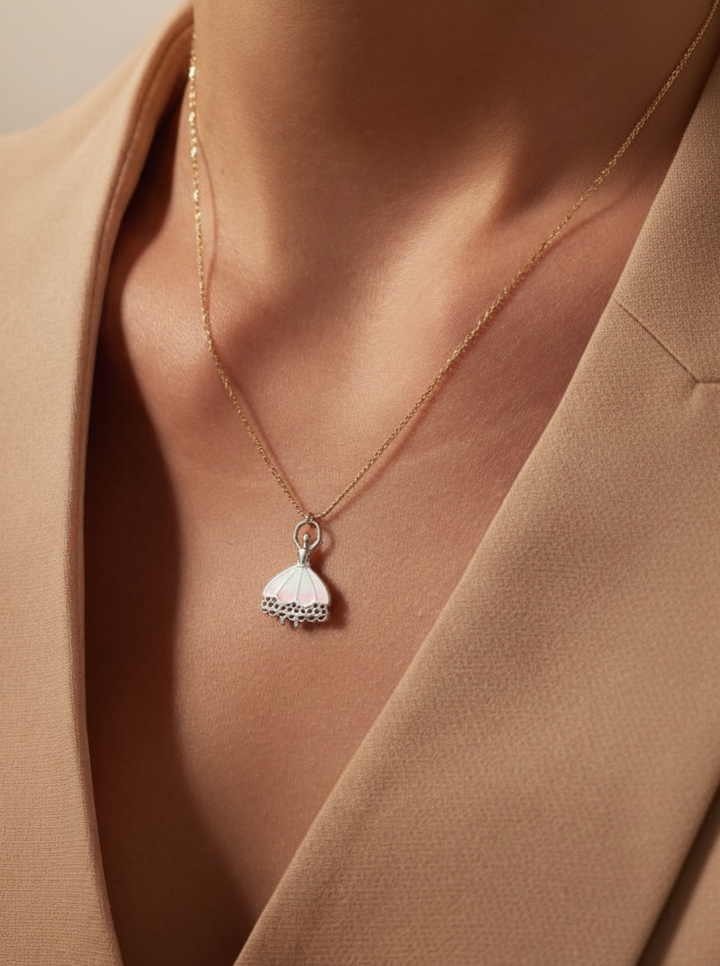 Simple Stylish Jewellery Chain & Pendant