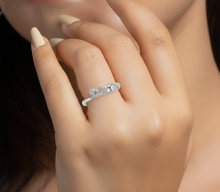 Shining Zircon Ring – Elegant Gift for Loved Ones