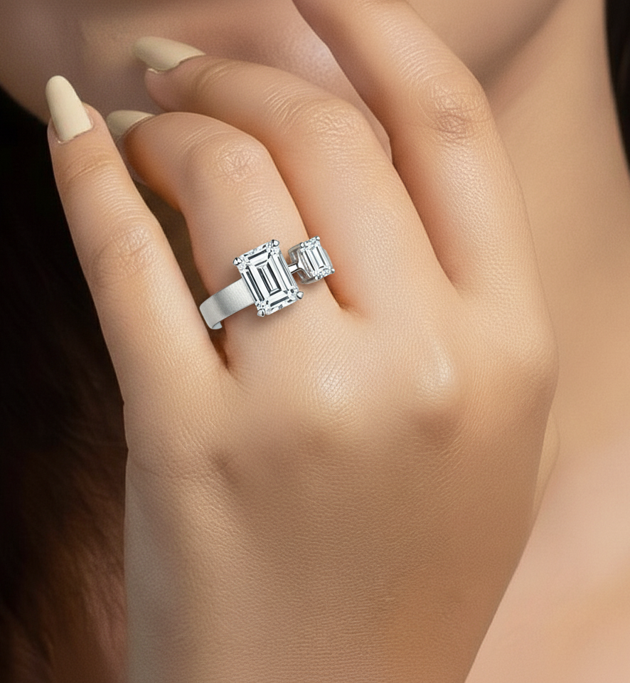 Artistic Cutout Ring Women