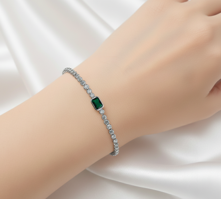 Fashionable Silver Bracelet