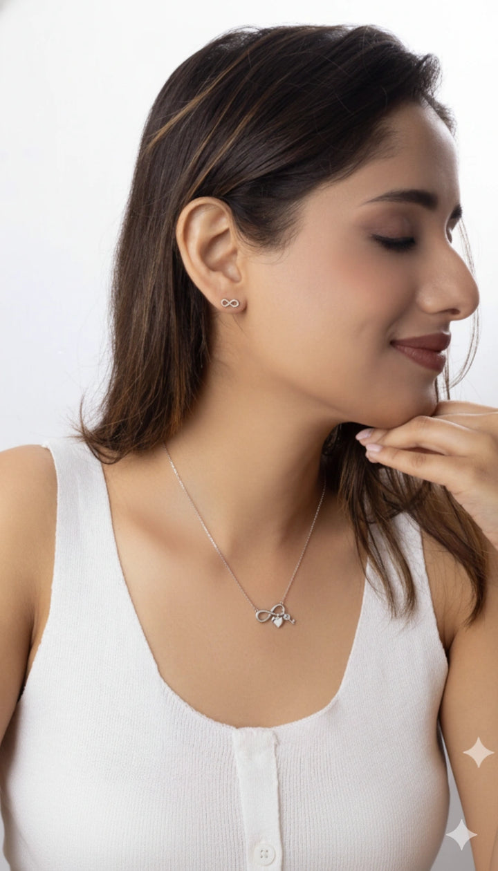 Beautiful Stone Pendant with Silver Earrings Set