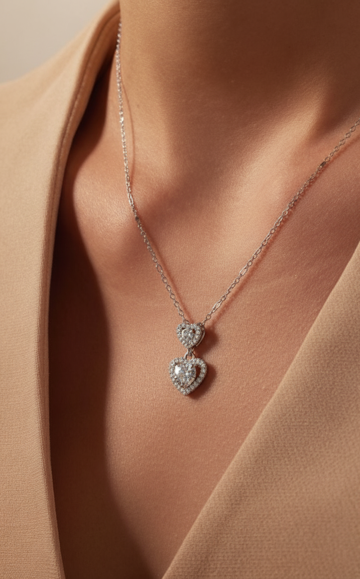 Minimalist Women’s Chain with Pendant