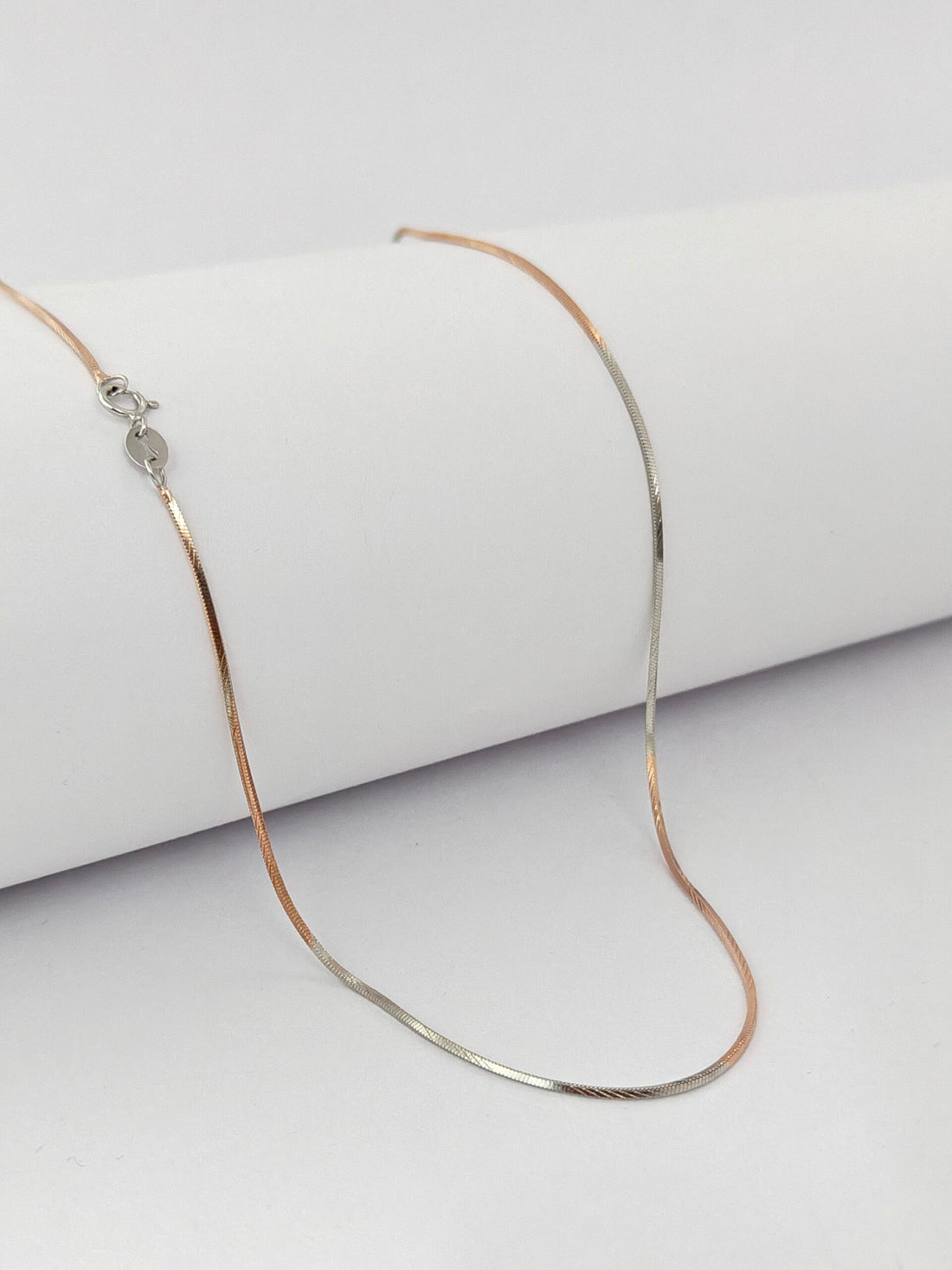 Enamel Dual Ton Silver Chain
