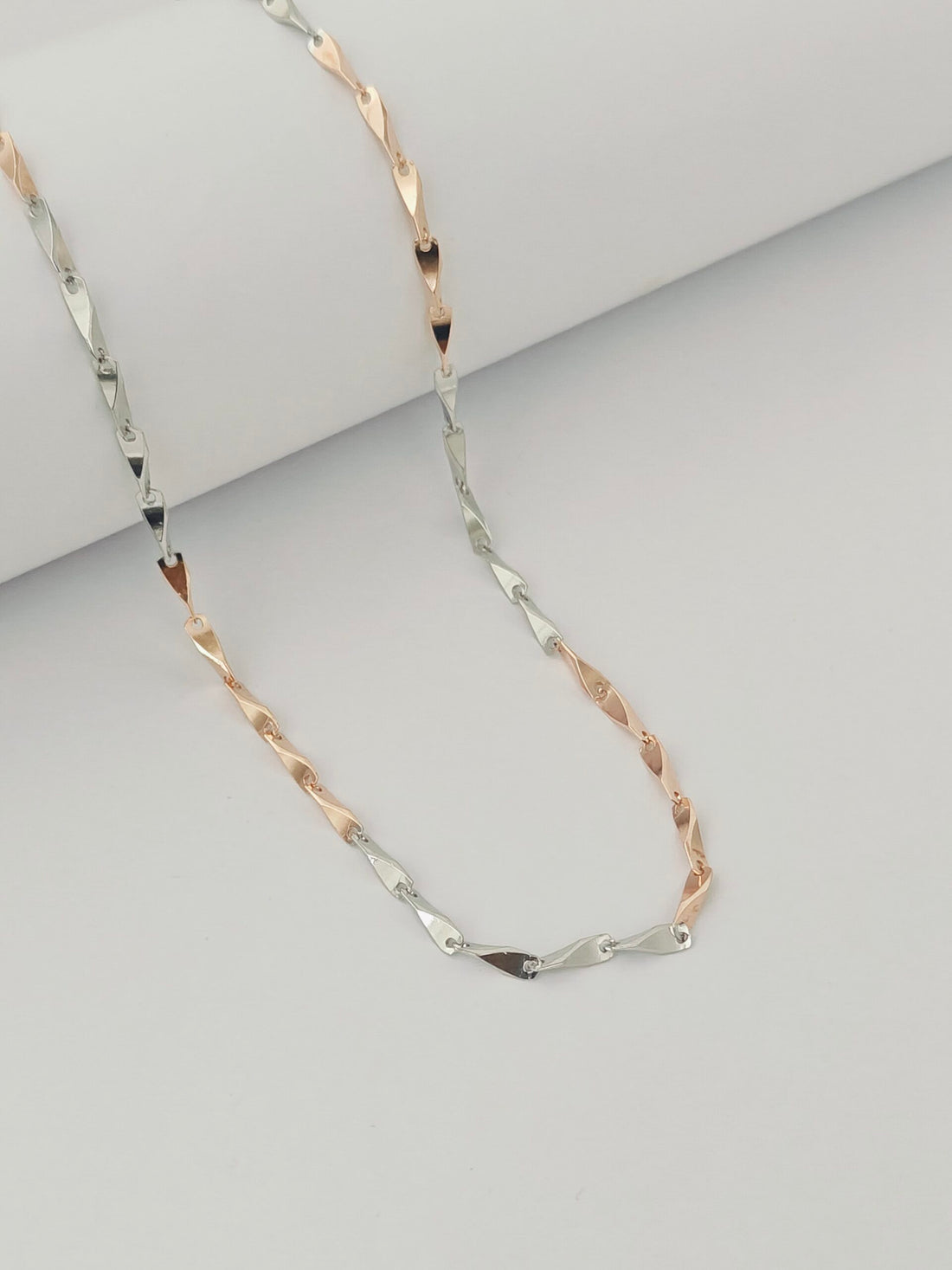 Curve Dual Ton Chain