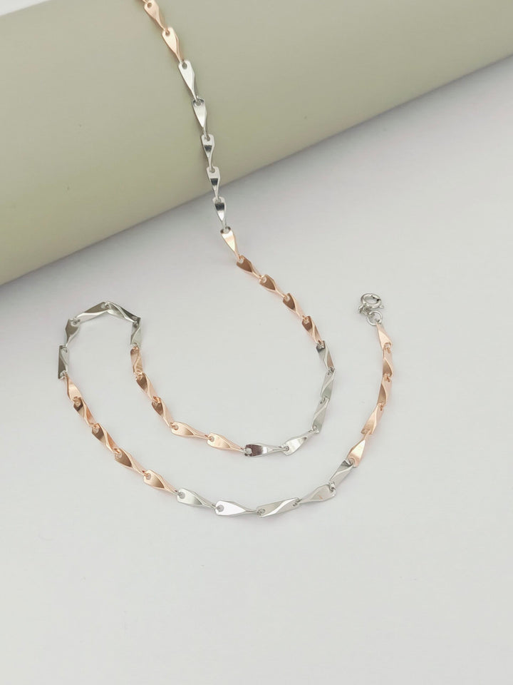 Curve Dual Ton Chain