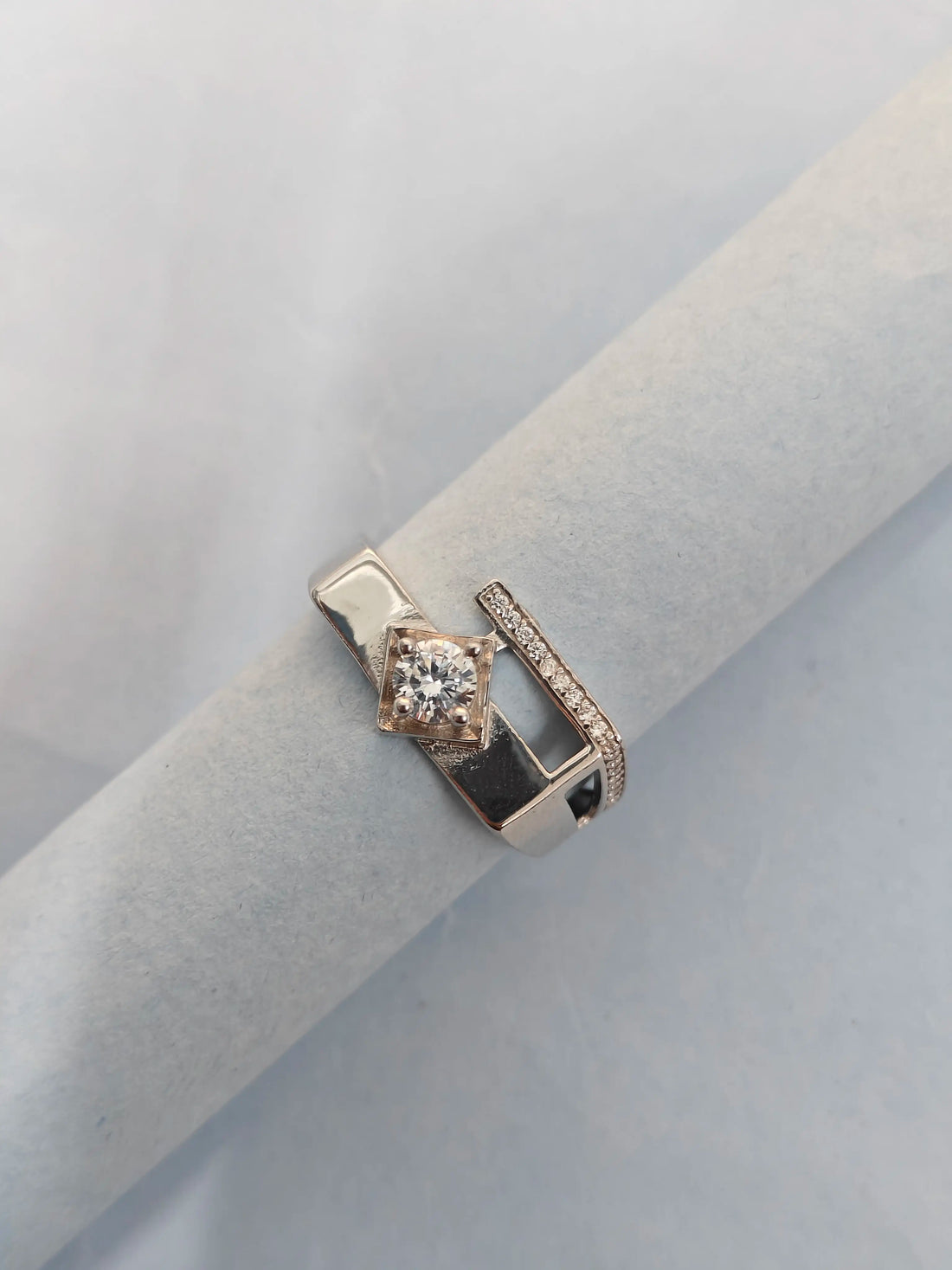 Elegant Ring for Boys