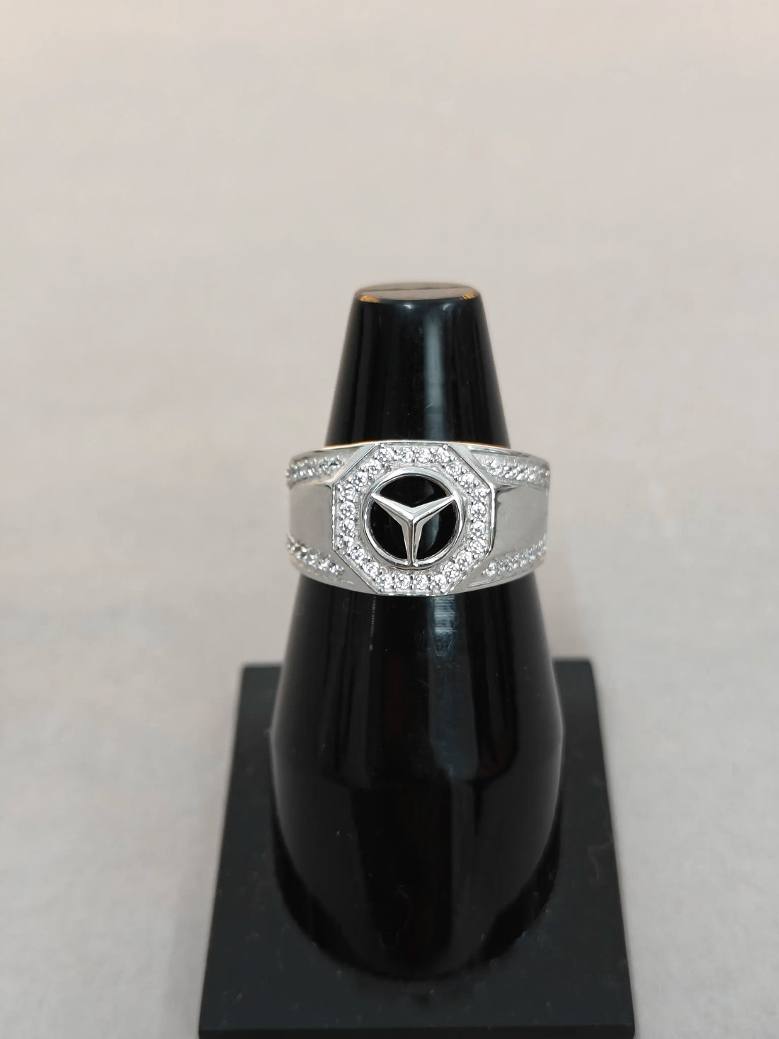 Silver Men’s Ring