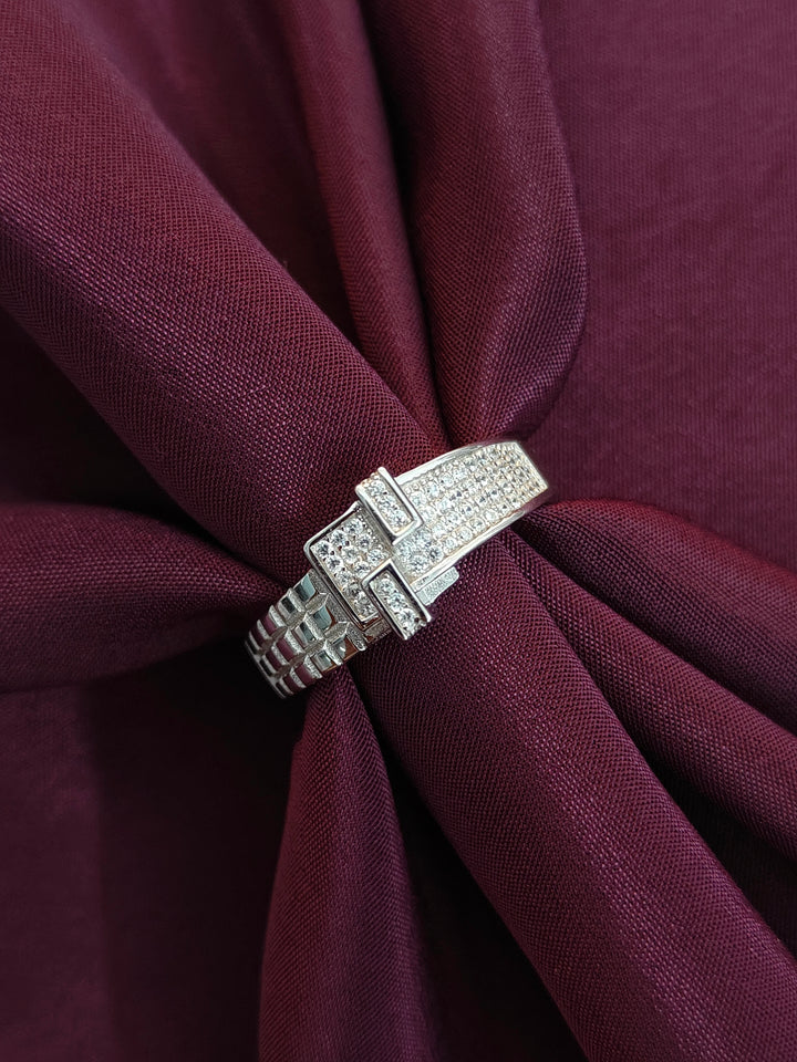 Sleek Silver Ring Men