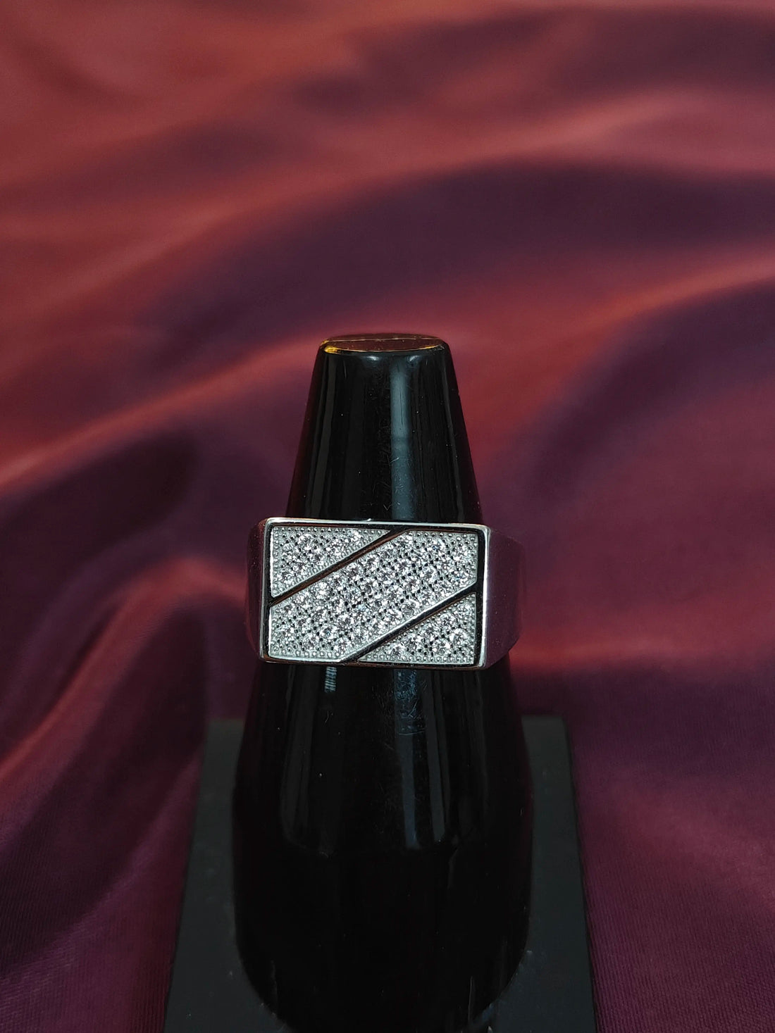 Gentleman's Classic Silver Ring