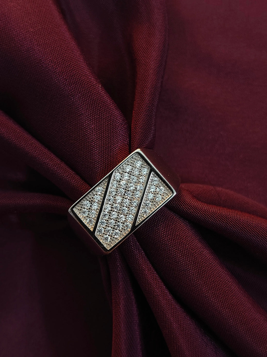 Gentleman's Classic Silver Ring