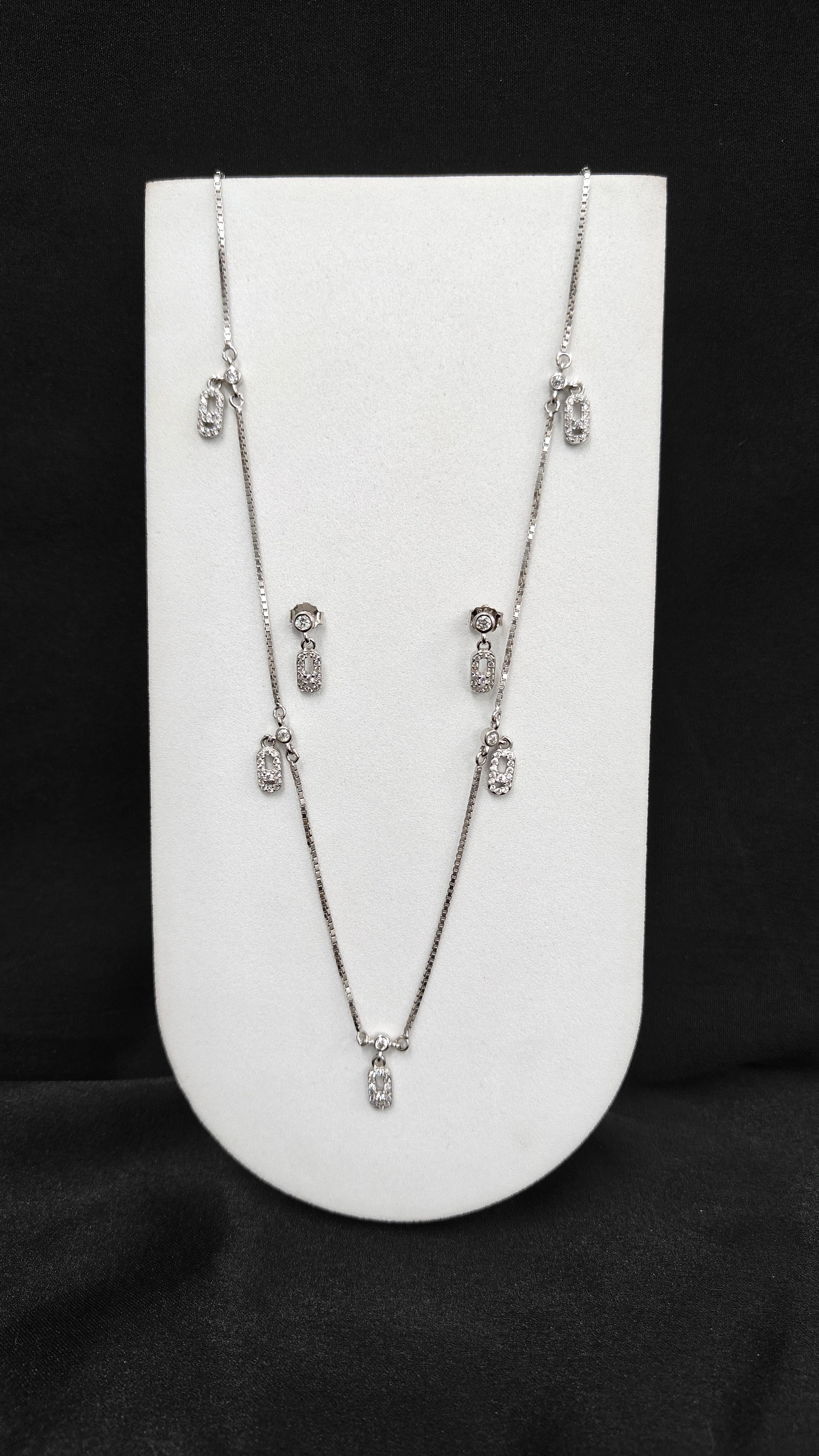 Stylish Dual Tone Chain Pendant & Earrings for Casual Wear