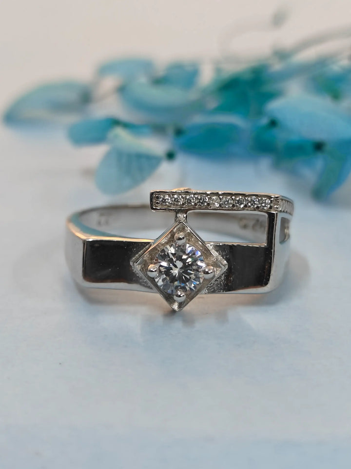 Elegant Ring for Boys