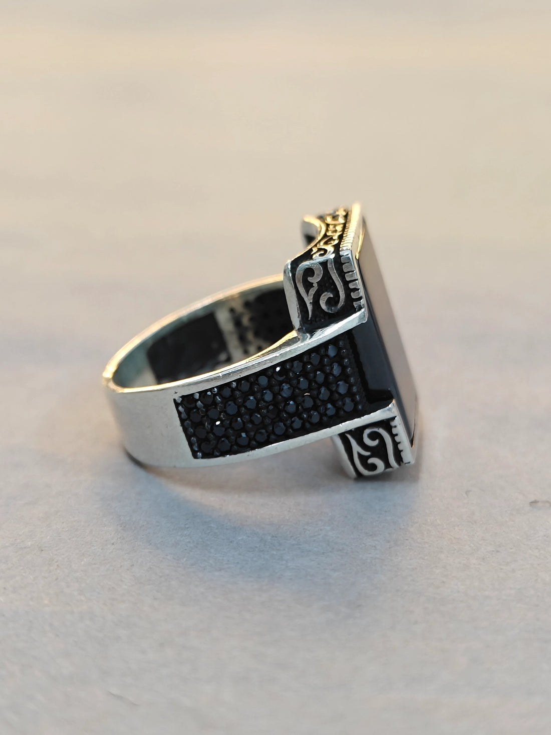 Men’s Lightweight Silver Ring