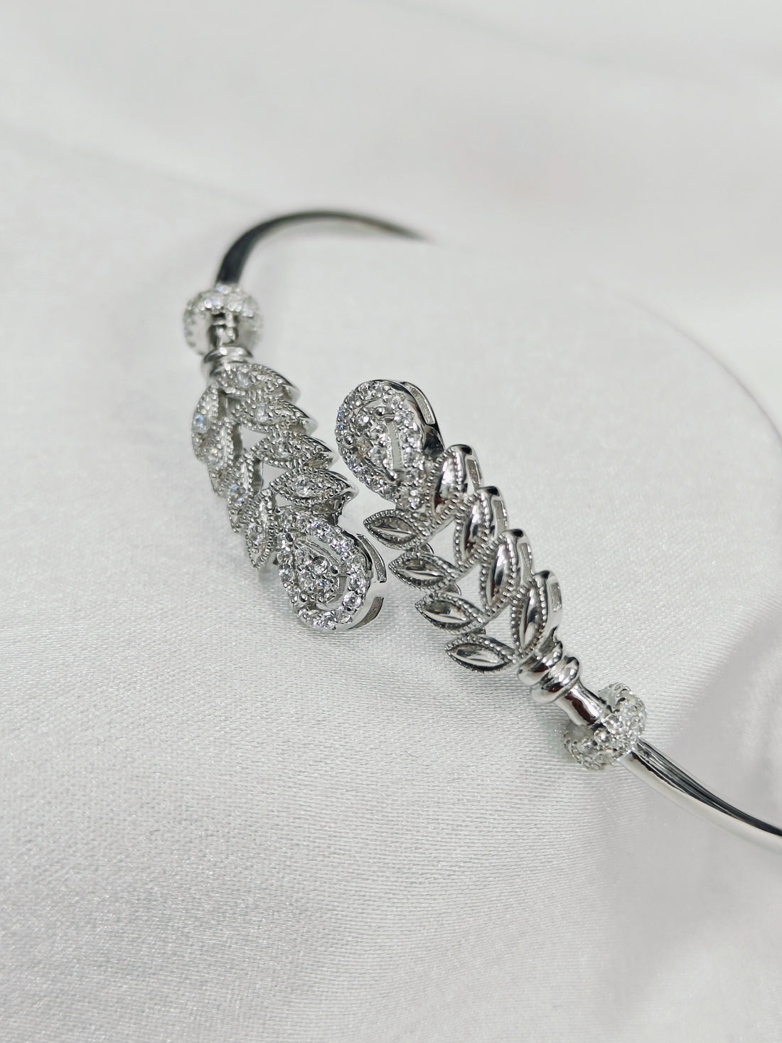 Antique Rajwadi Stone Bangles