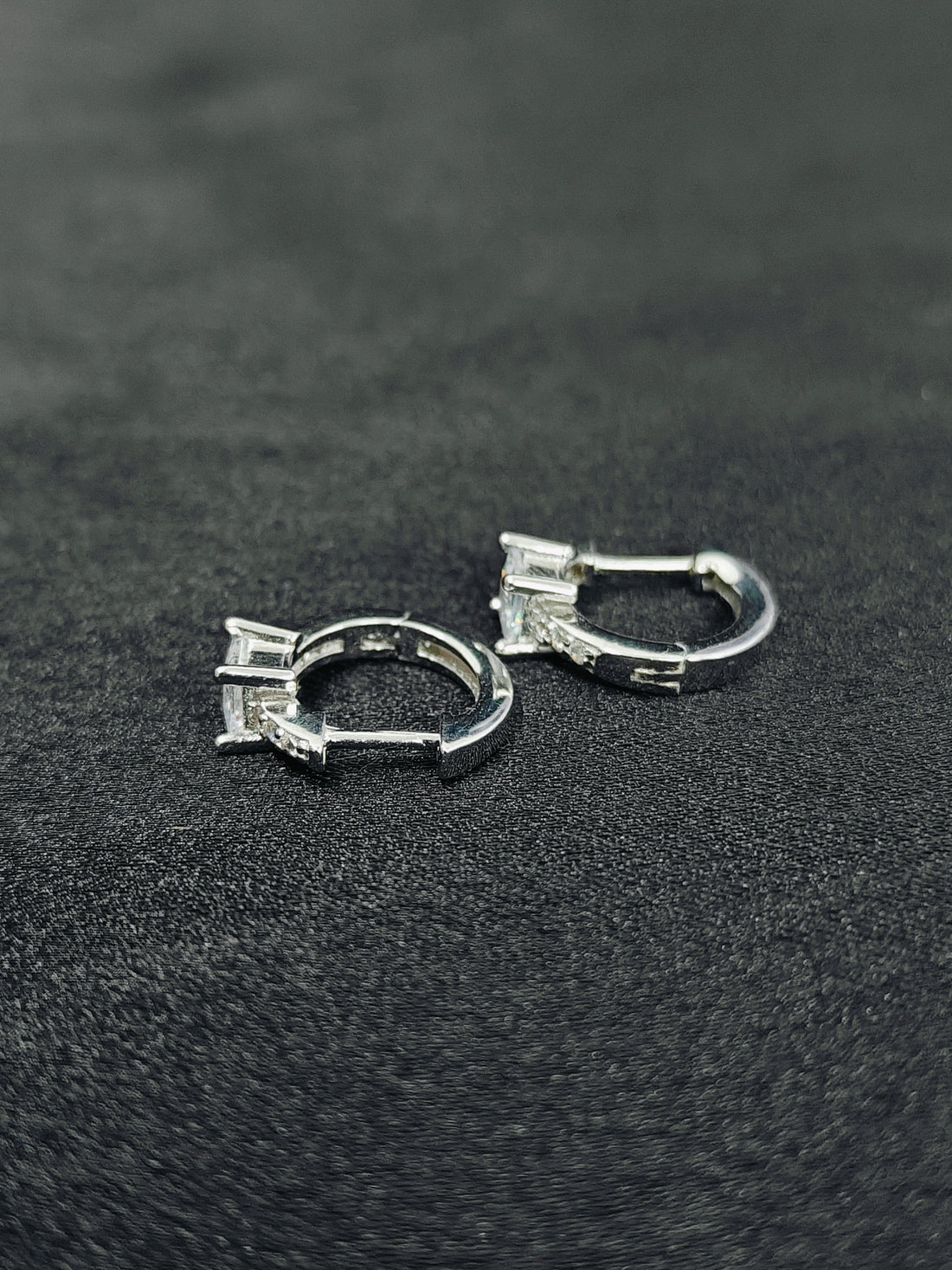 Women’s Simple Silver Hoop Bali