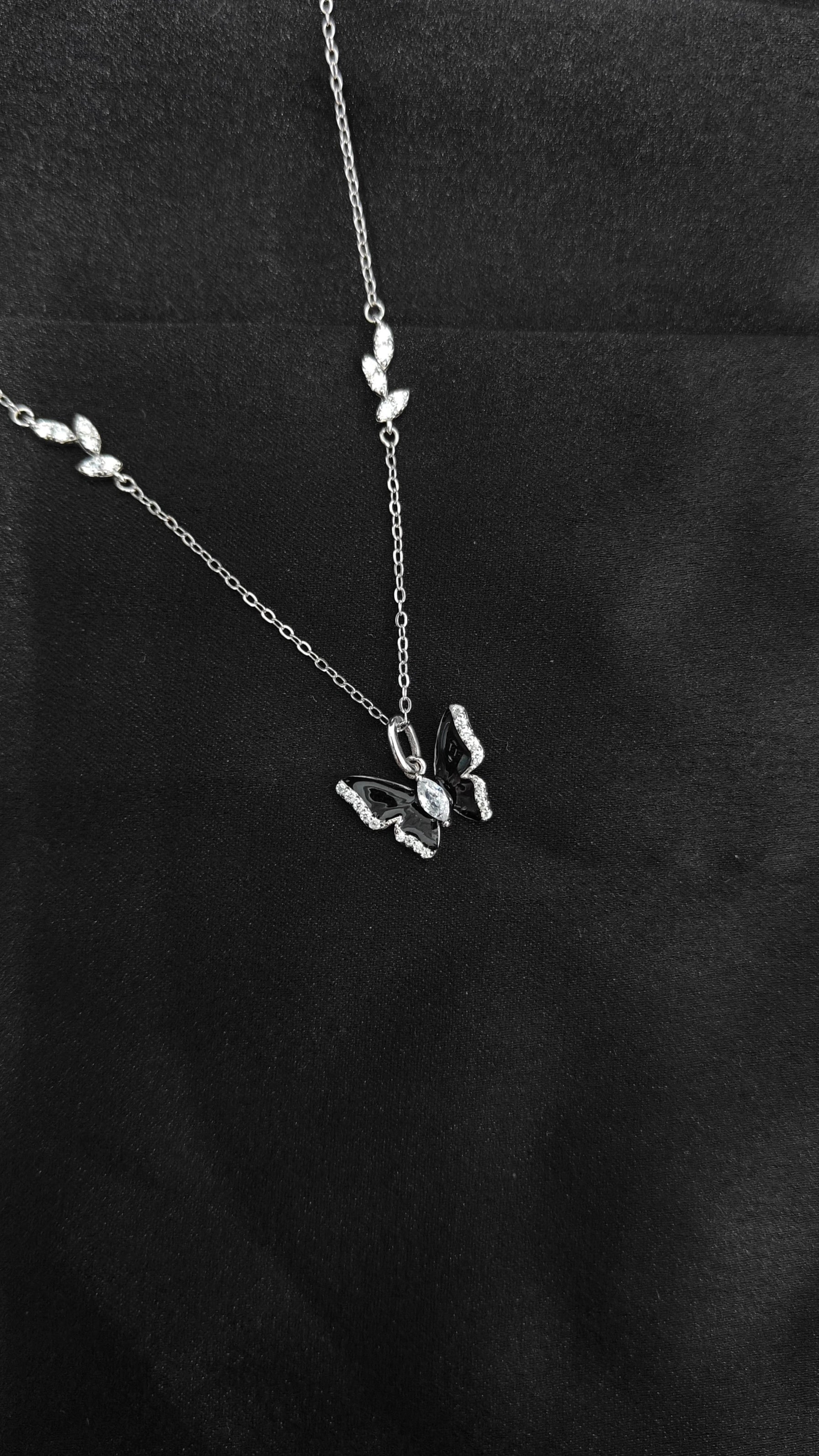 Stunning Crystal Pendant with Earrings Set