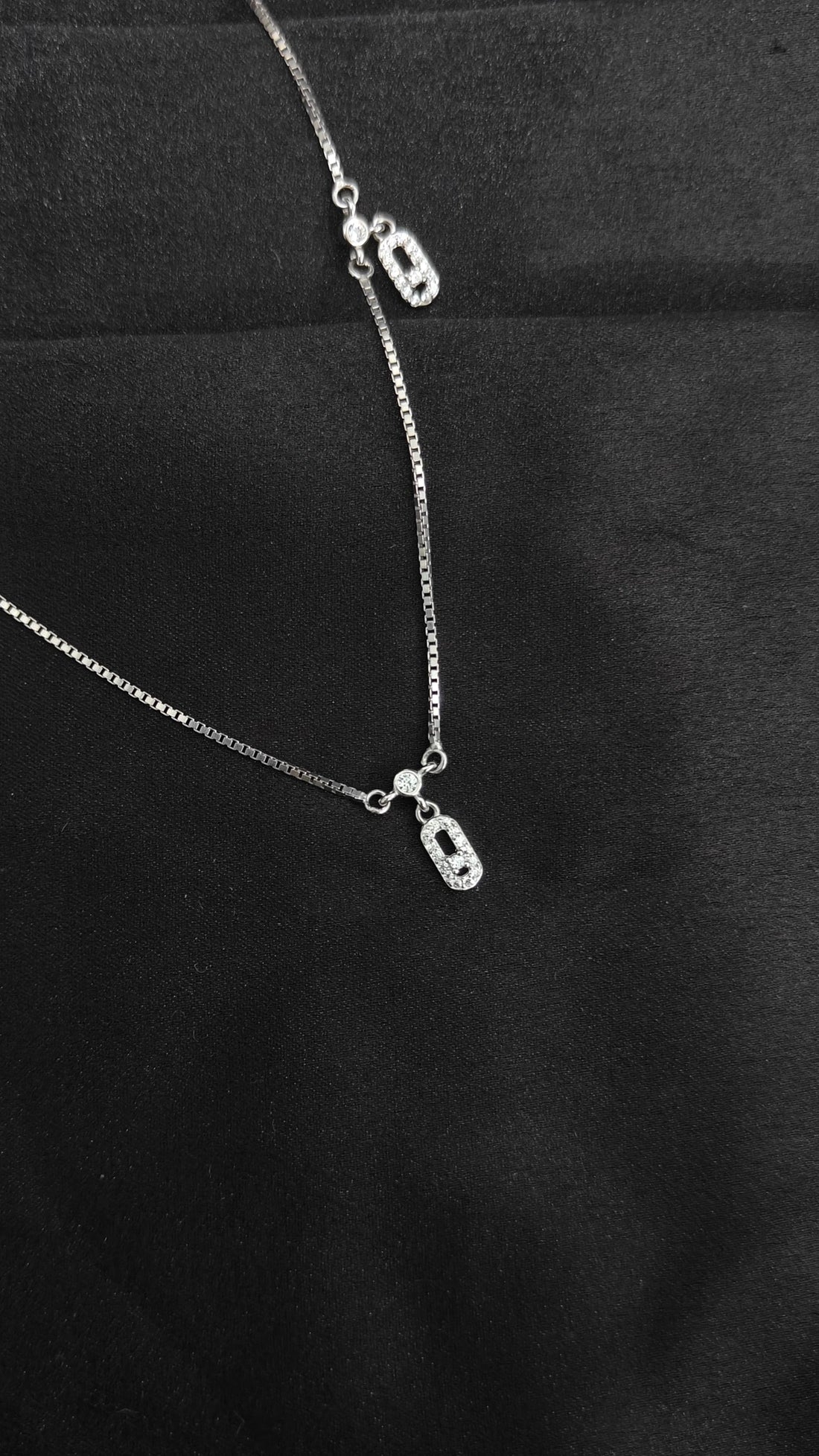 Stylish Dual Tone Chain Pendant & Earrings for Casual Wear