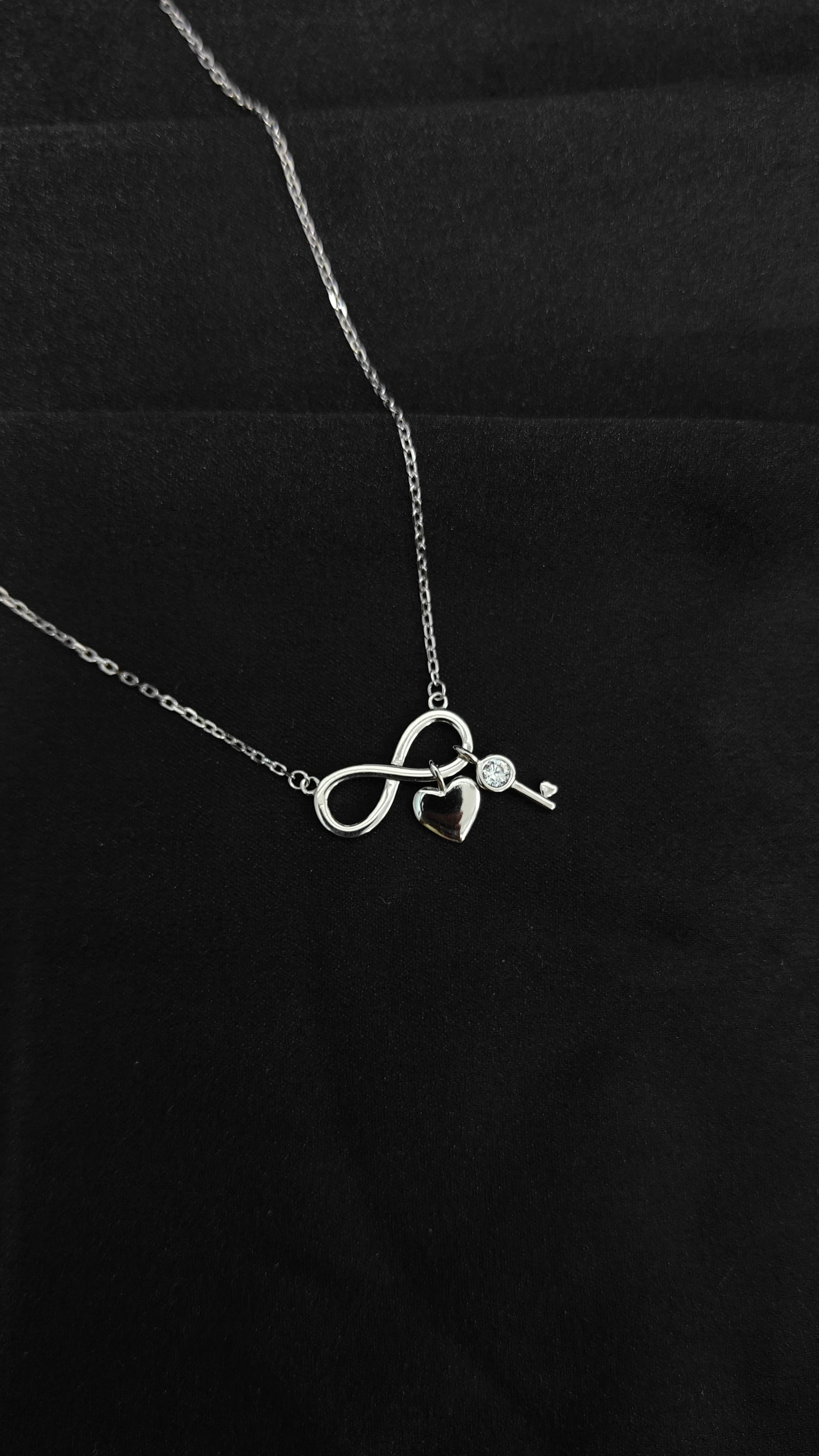 Beautiful Stone Pendant with Silver Earrings Set