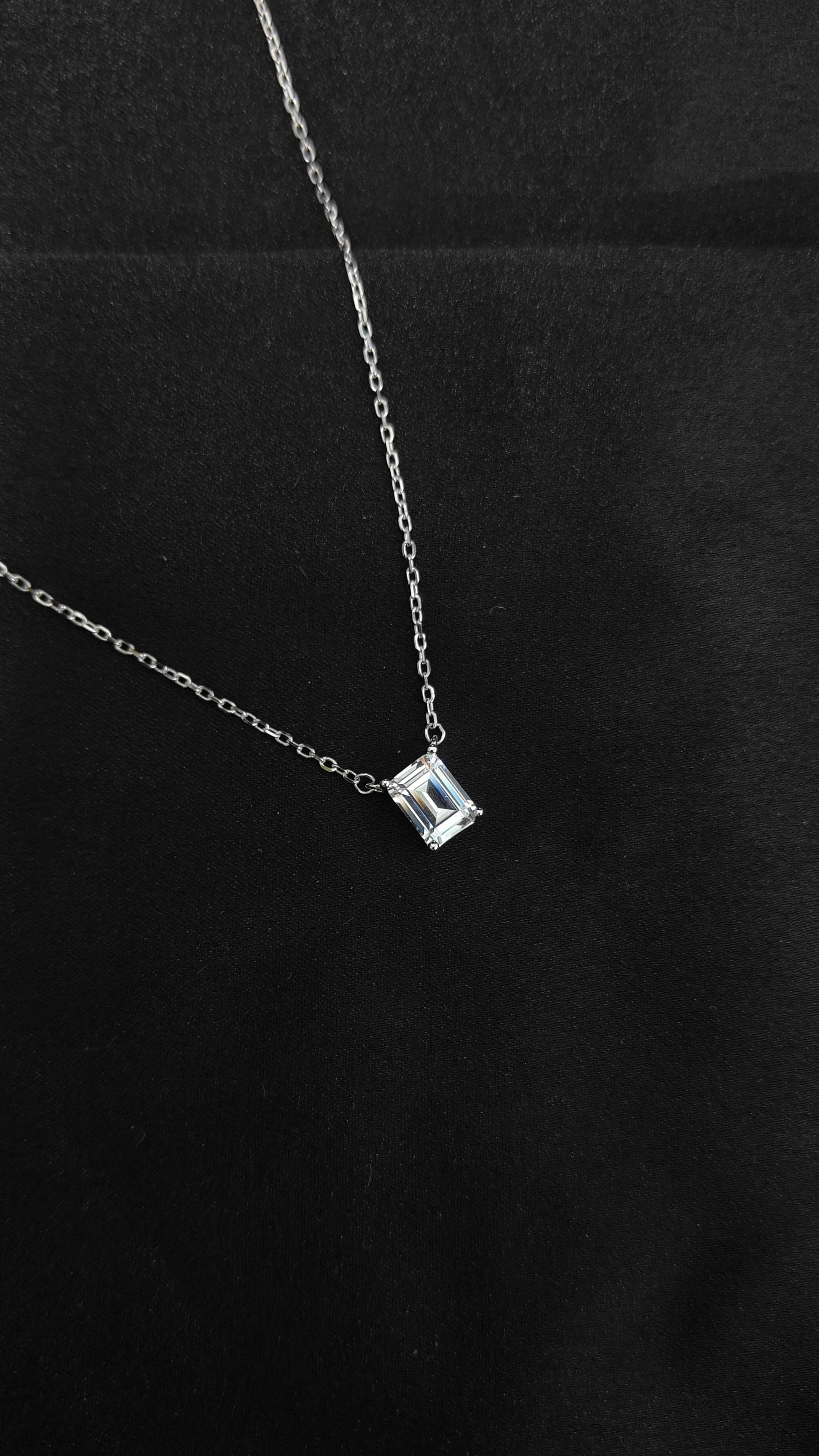 Elegant 925 Silver Chain Pendant with Matching Earrings Set for Women