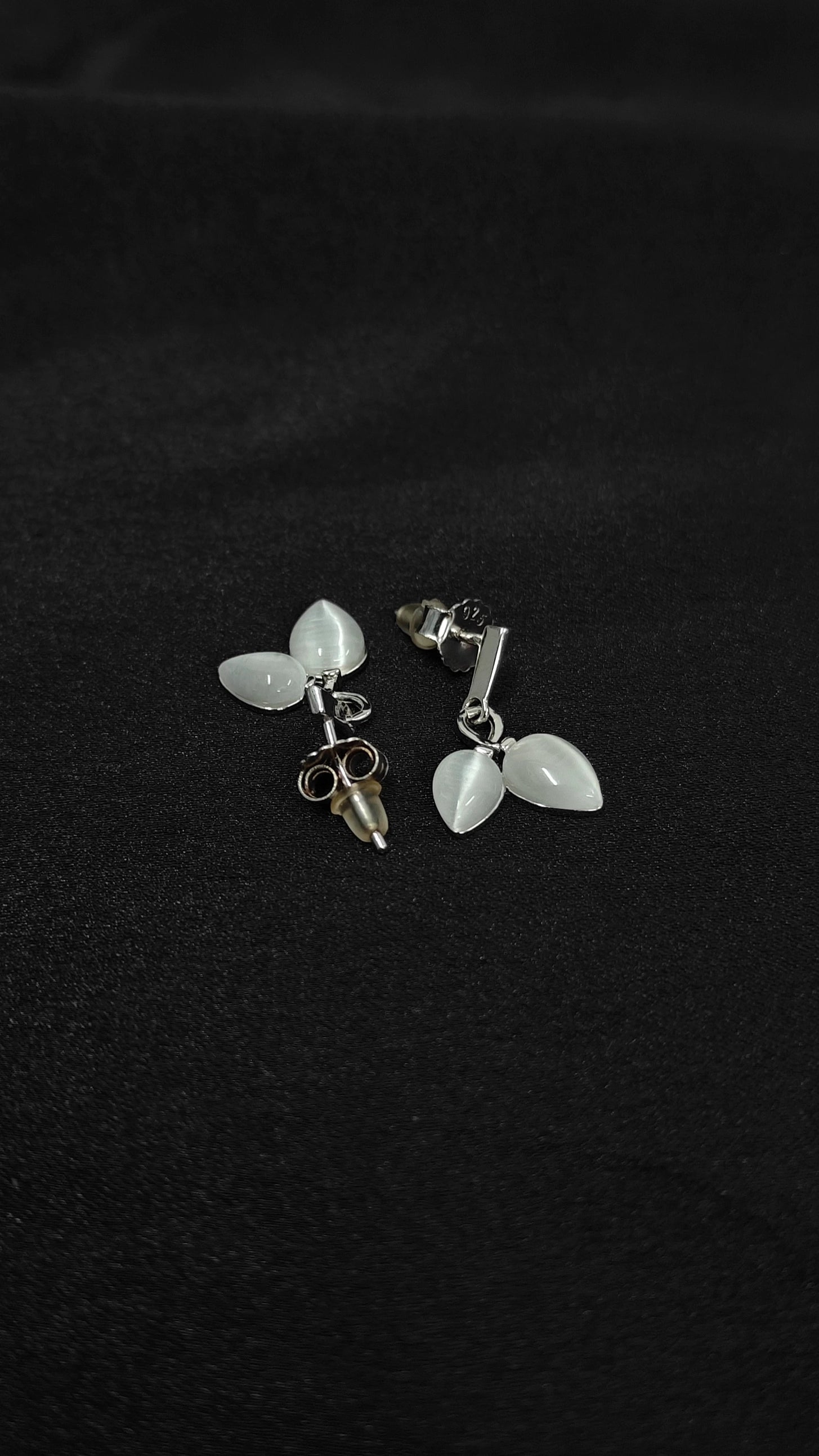 Gorgeous Round Zircon Pendant with Earrings