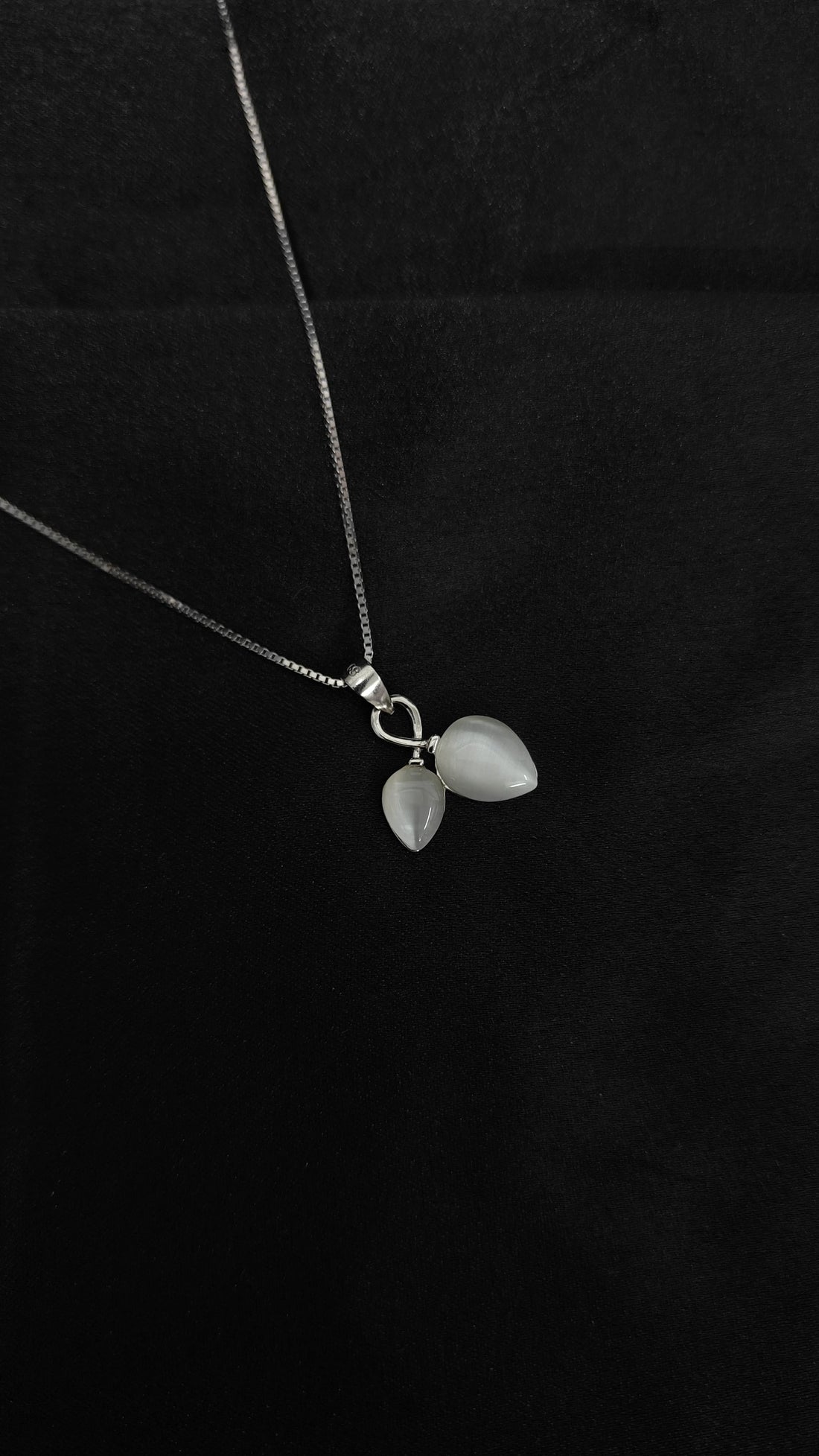 Gorgeous Round Zircon Pendant with Earrings