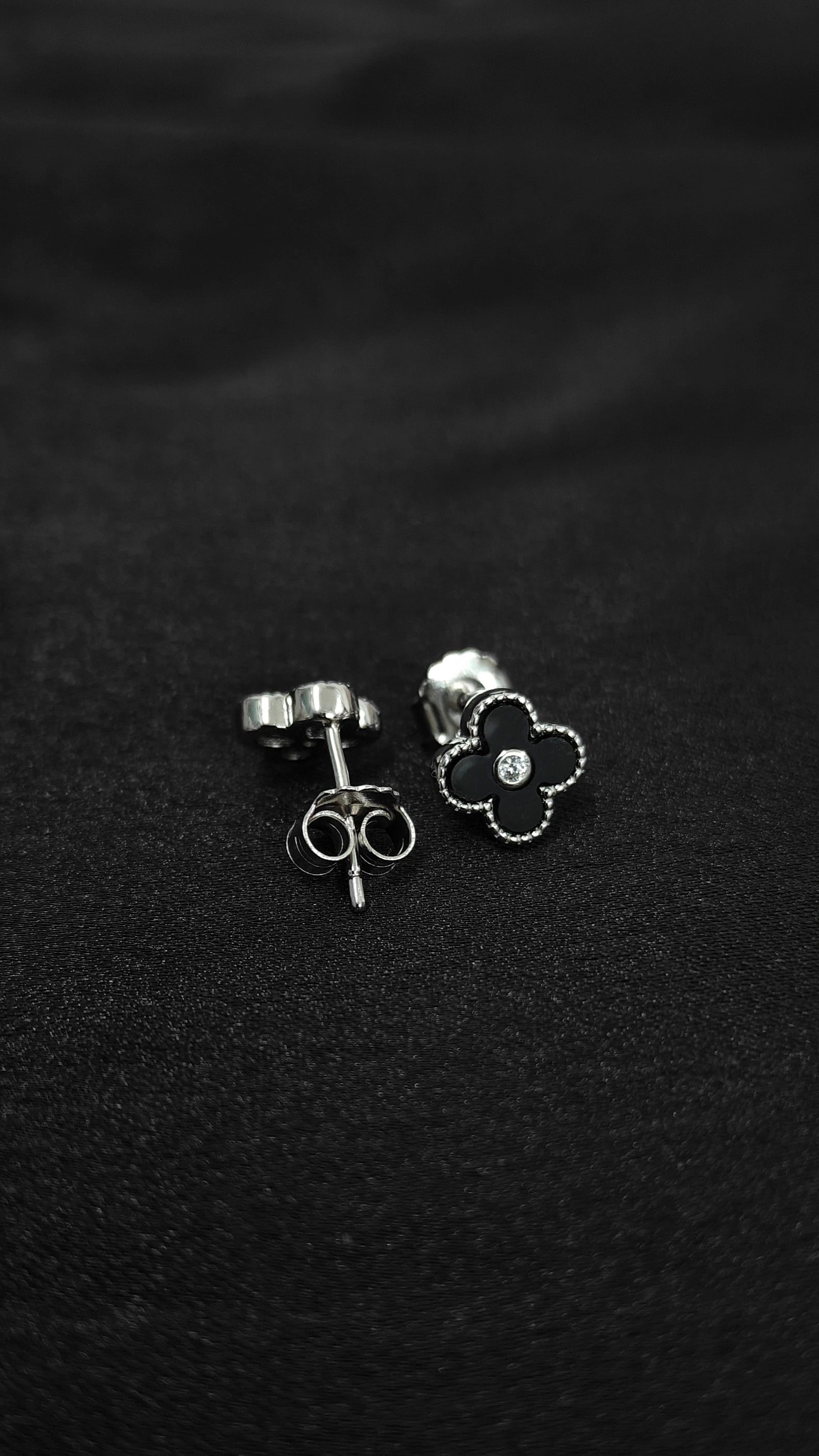 925 Silver Pendant with Matching Stud Earrings