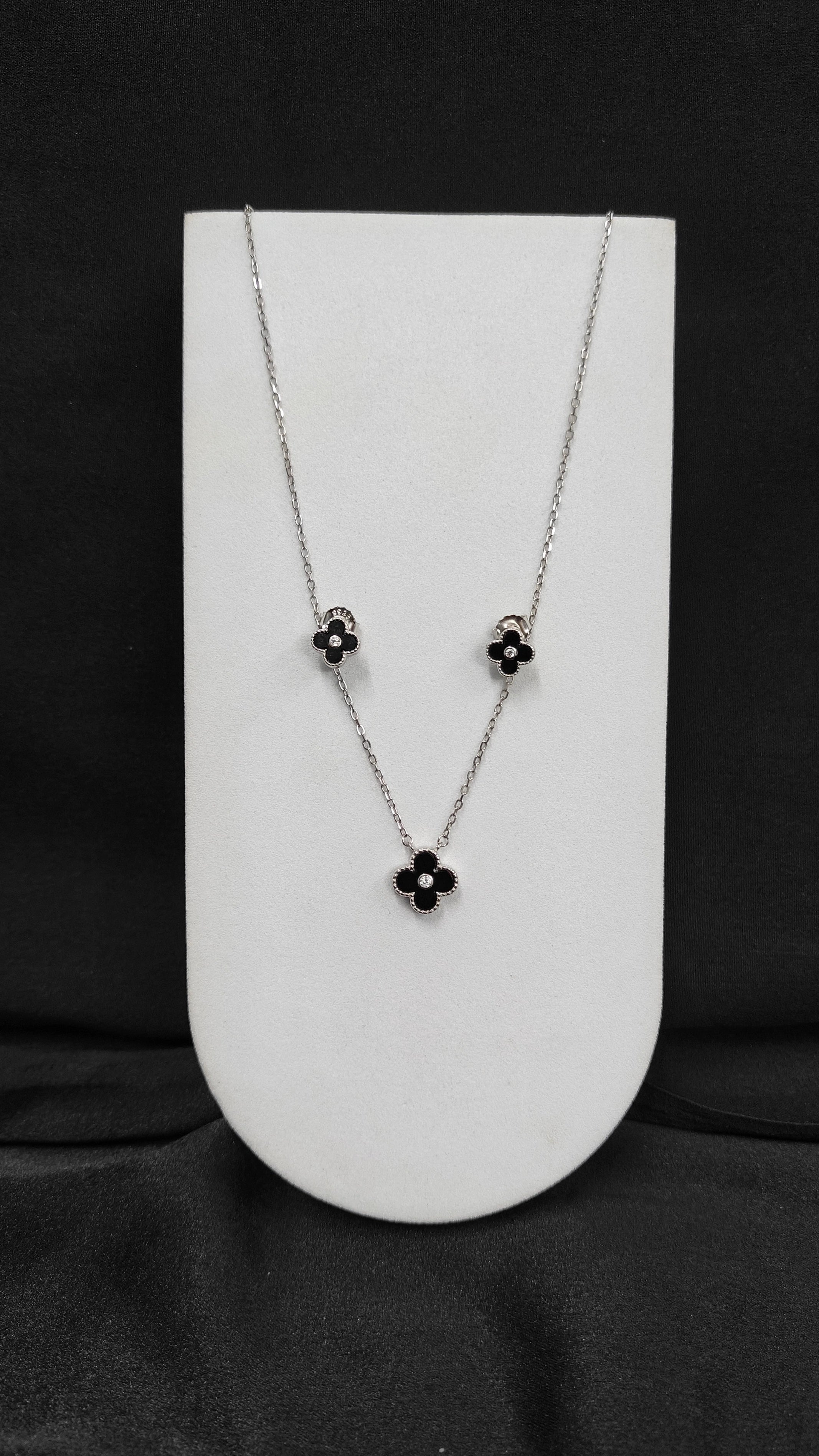 925 Silver Pendant with Matching Stud Earrings