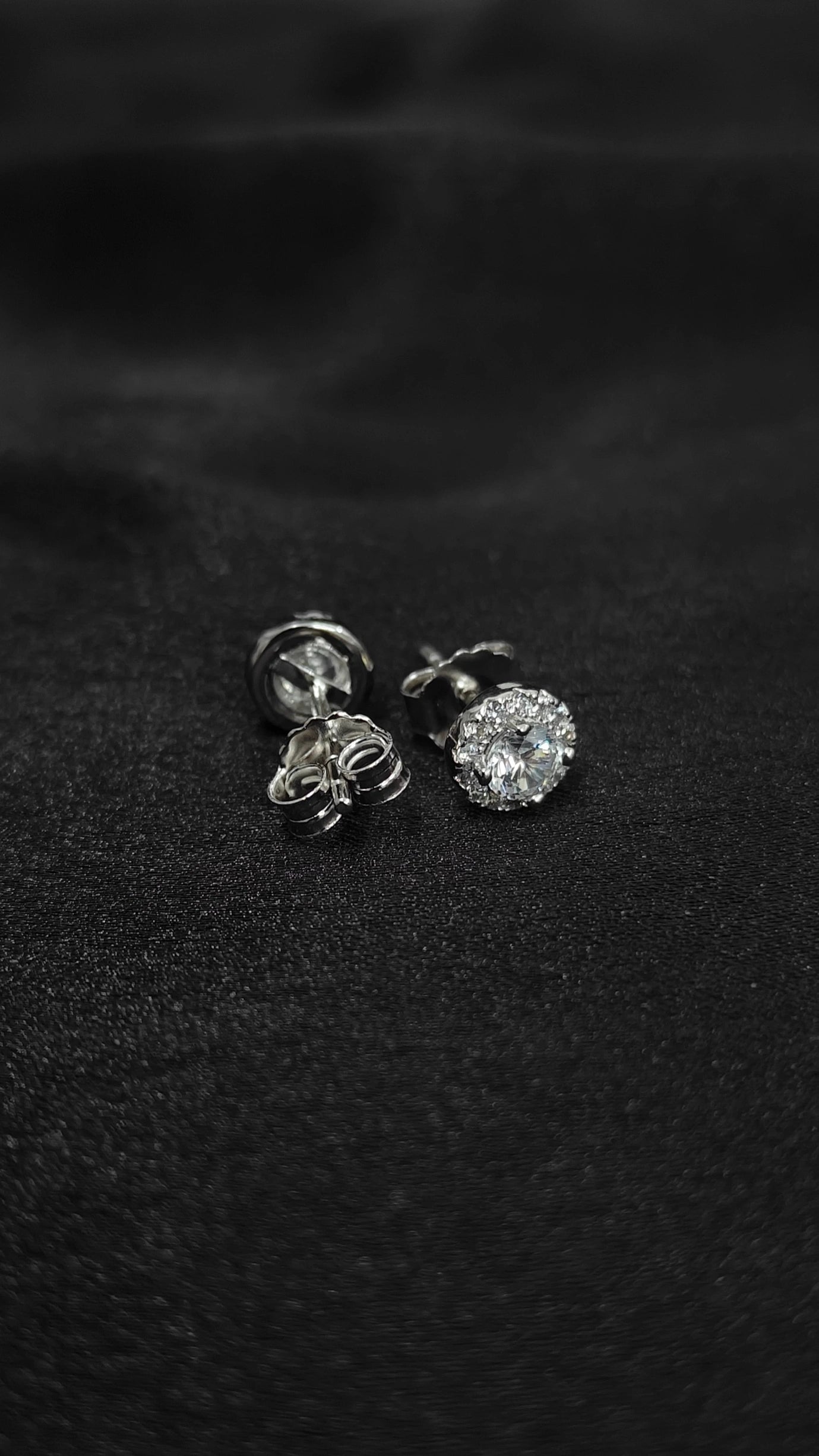 Unique Silver Pendant Chain and Earrings