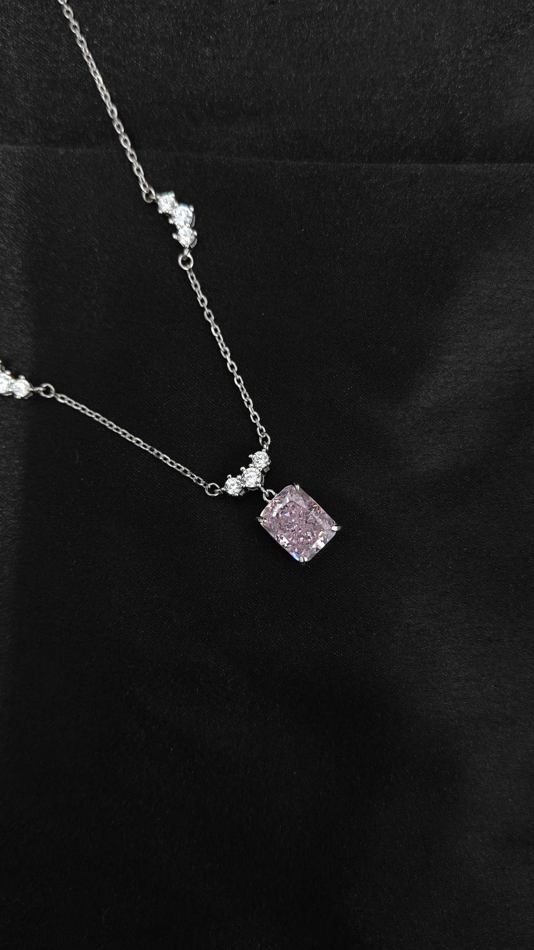 Beautiful Teardrop Pendant and Earrings Set