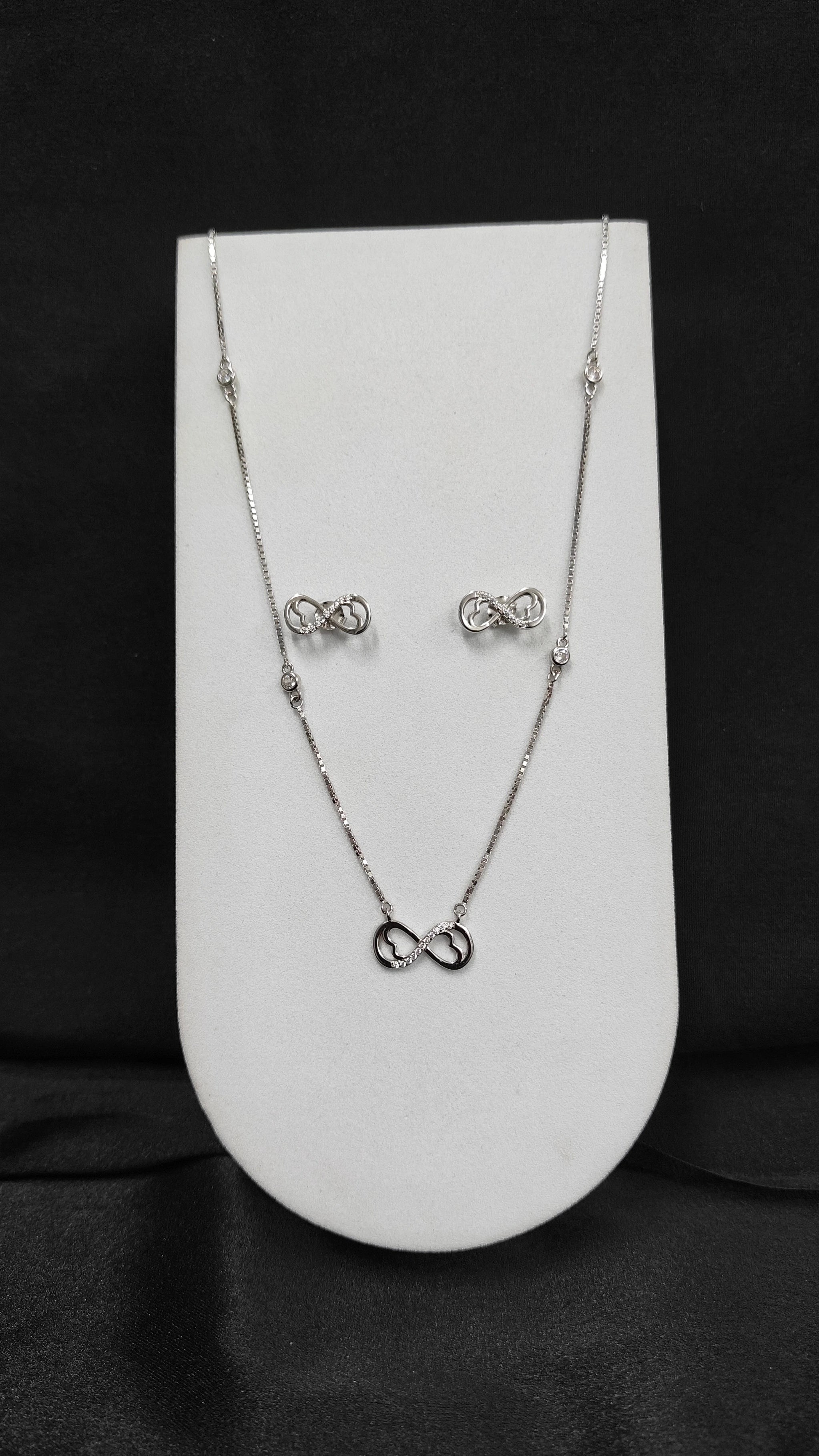 Statement Pendant Necklace and Earring Set