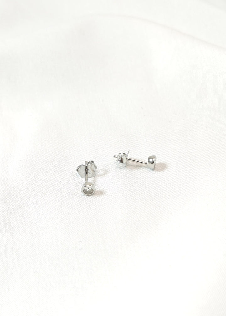 Antique Finish Silver Pendant Set with Matching Earrings