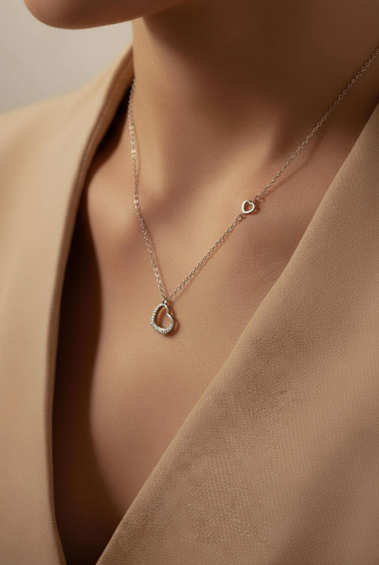 Women’s Chain with Pendant